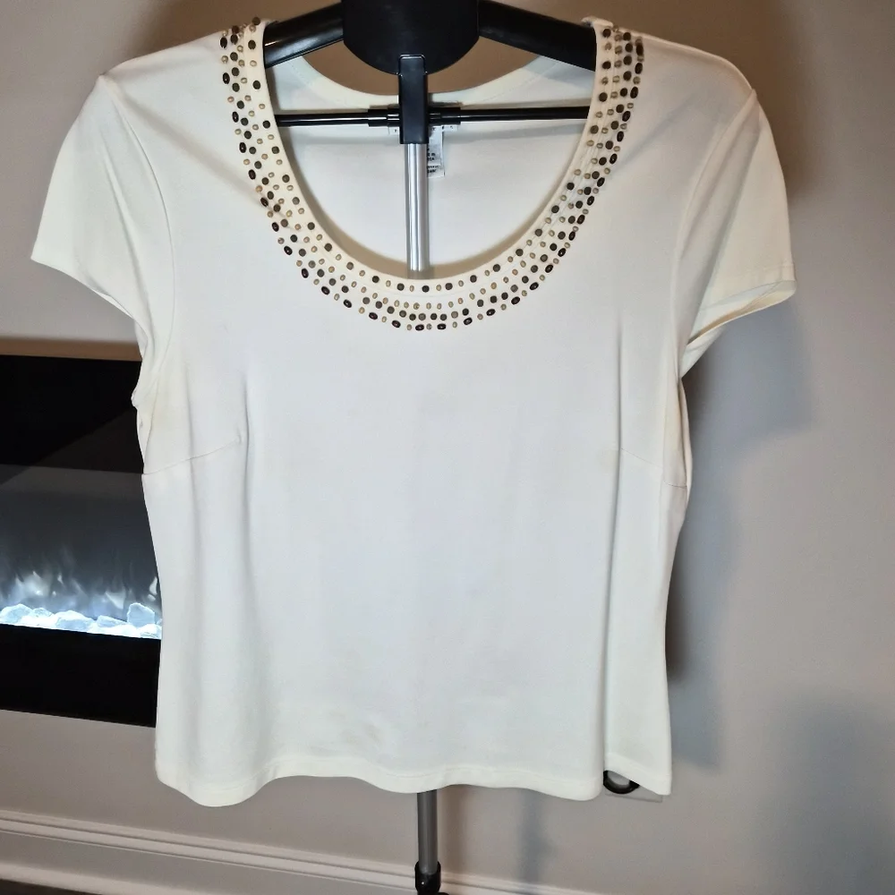 Talbots Petites White Beaded Neckline Short Sleeve Top Size LP - Picture 1 of 9